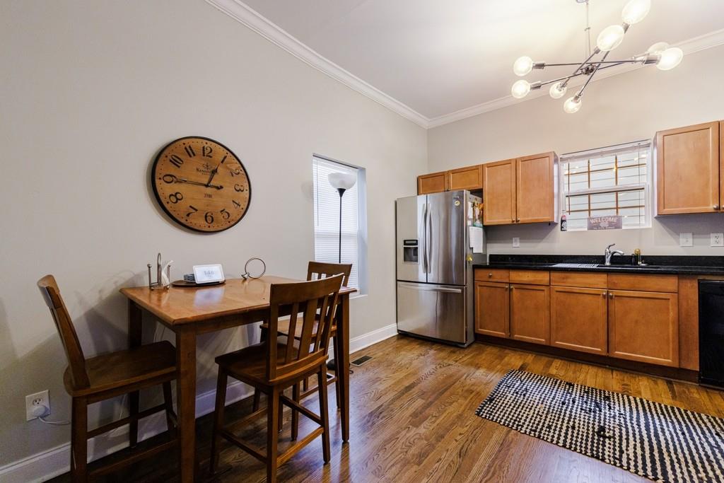 358 Clifford Avenue Property Photo 4