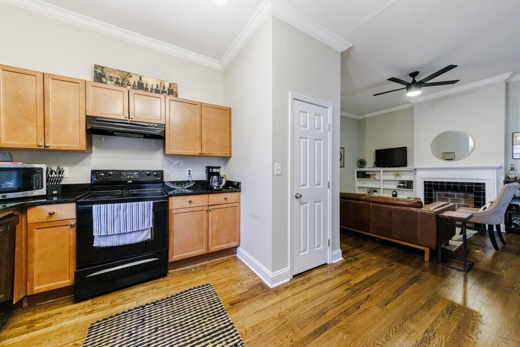 358 Clifford Avenue Property Photo 6