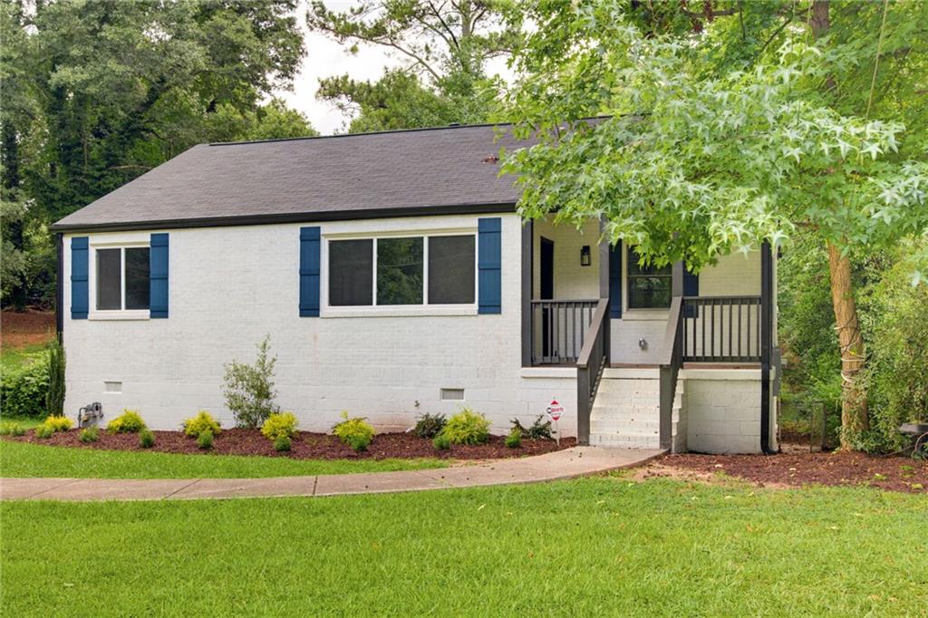1815 Venetian Drive Sw Property Photo 1