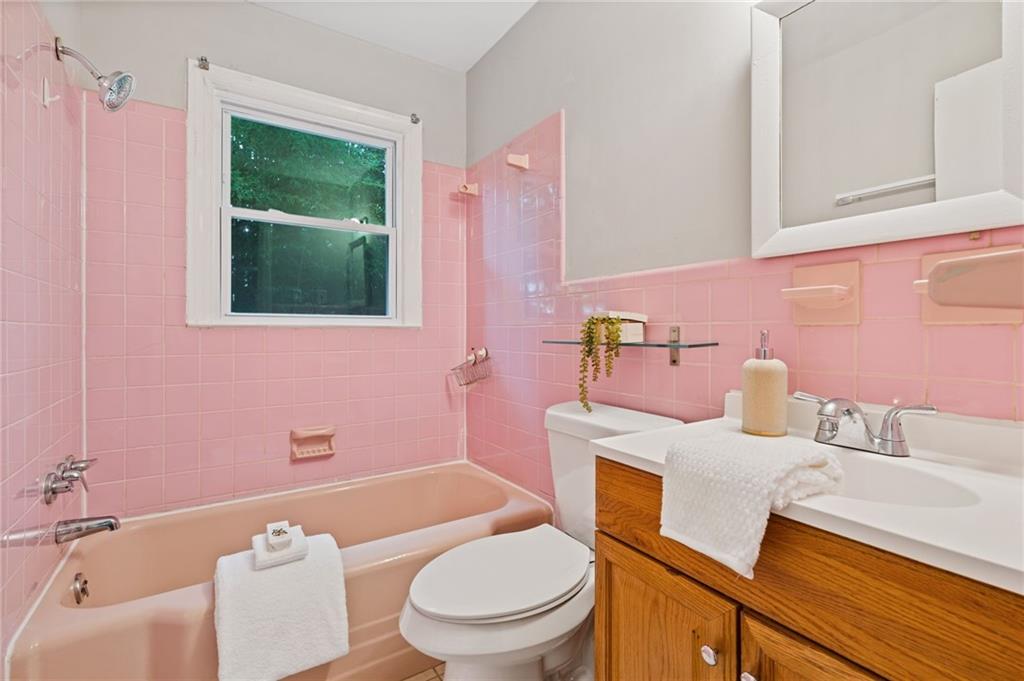3229 Westmart Lane Property Photo 27