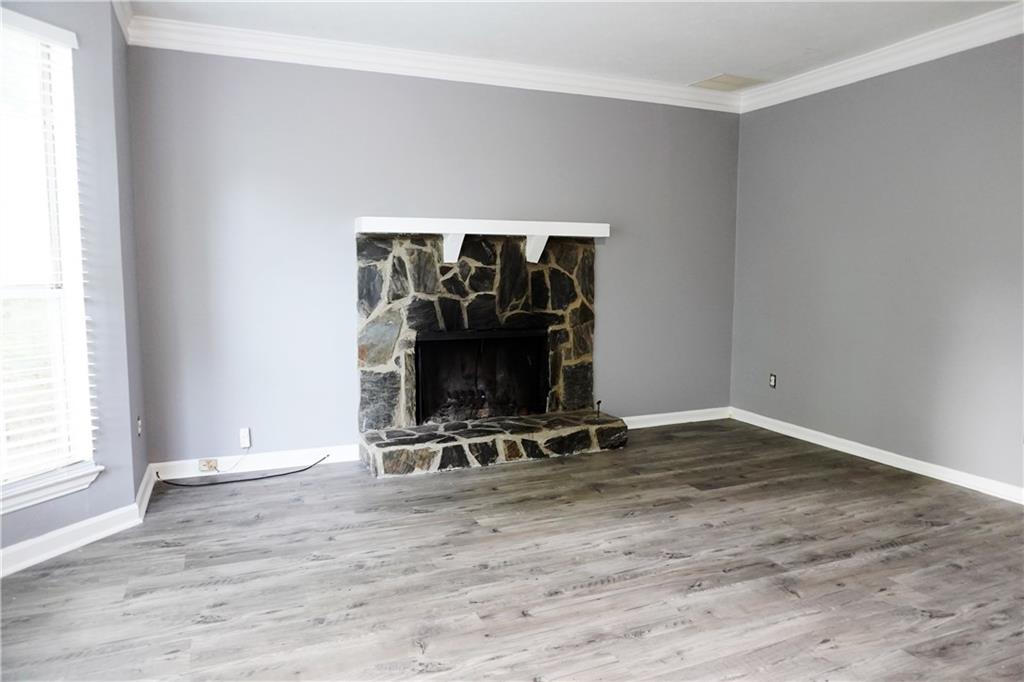 1082 Huntington Trace Se Property Photo 6