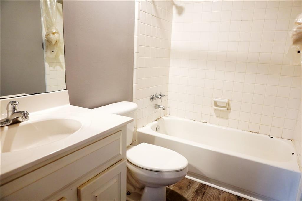 1082 Huntington Trace Se Property Photo 18