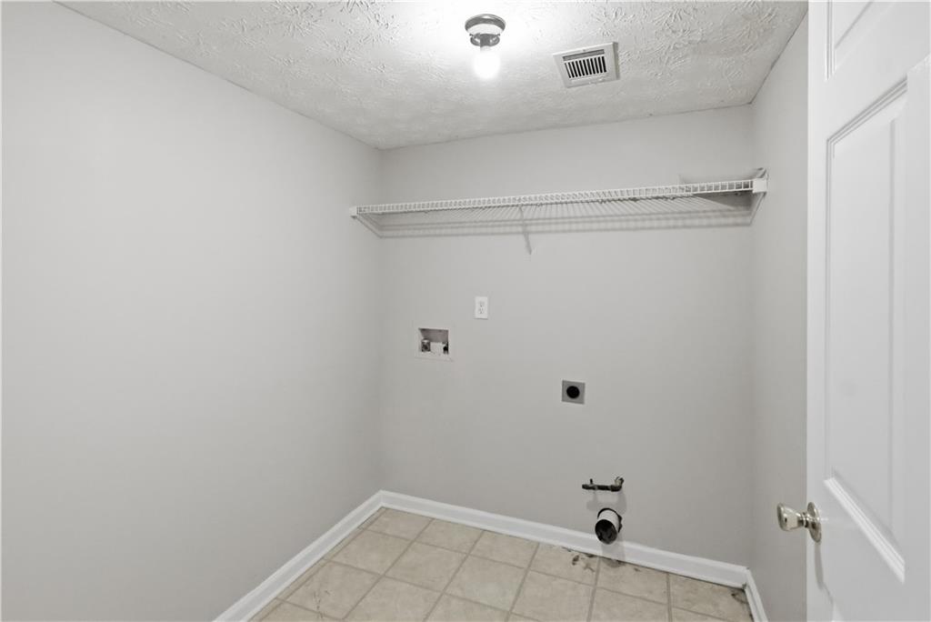 165 Syracuse Lane Property Photo 21