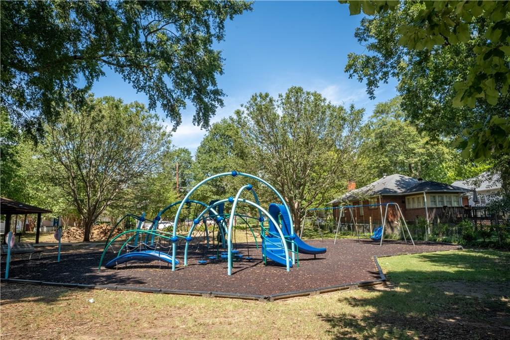 943 Rose Circle Sw Property Photo 30