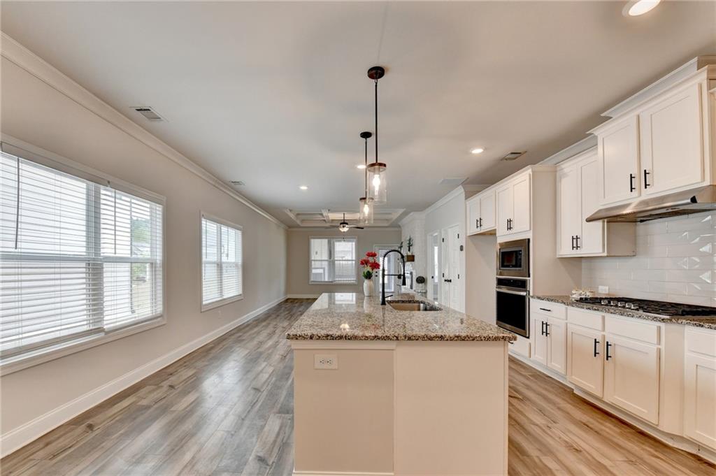 1854 Westfall Landing Property Photo 6