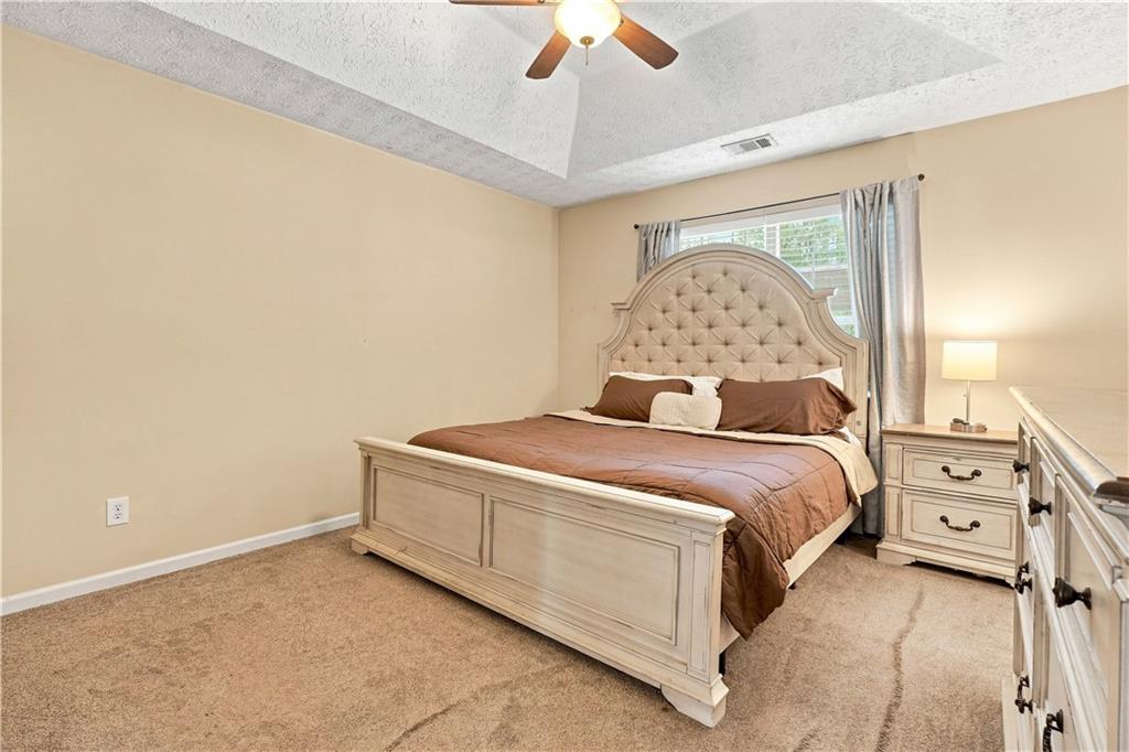 31 Kingston Pointe Drive Property Photo 17