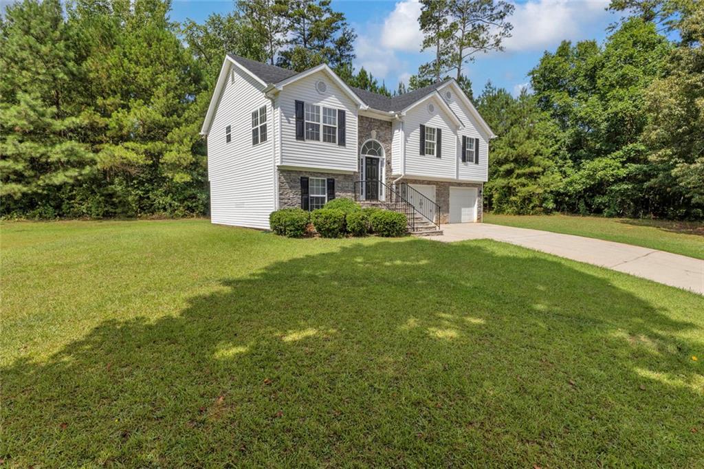 145 Clover Valley Drive Property Photo 1