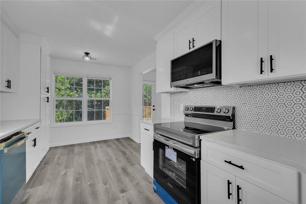 145 Clover Valley Drive Property Photo 8