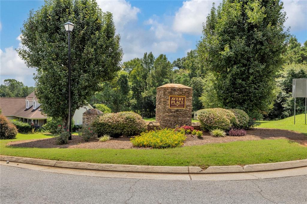 145 Clover Valley Drive Property Photo 22