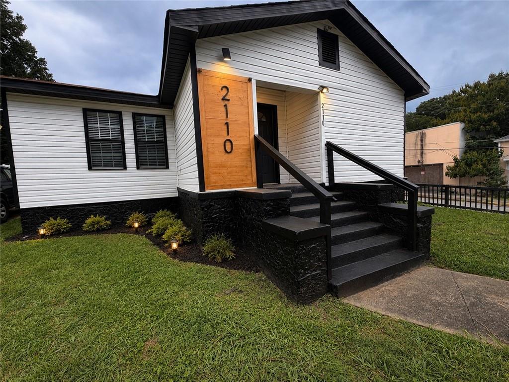 2110 Newnan Street Unit A Property Photo 1