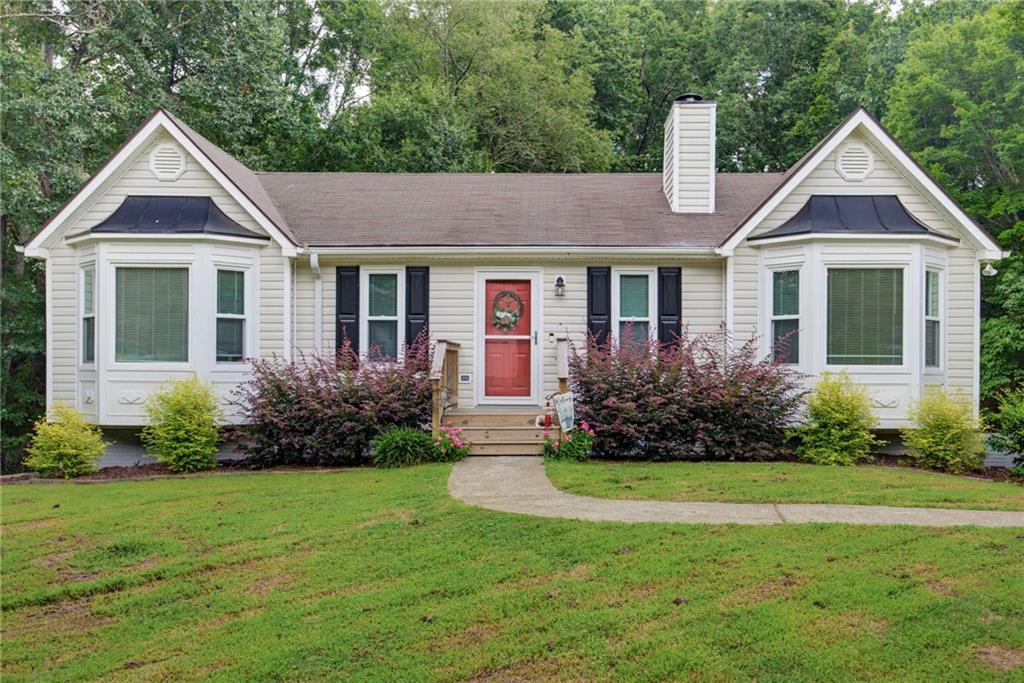 41 Camden Woods Drive NW Property Photo 1