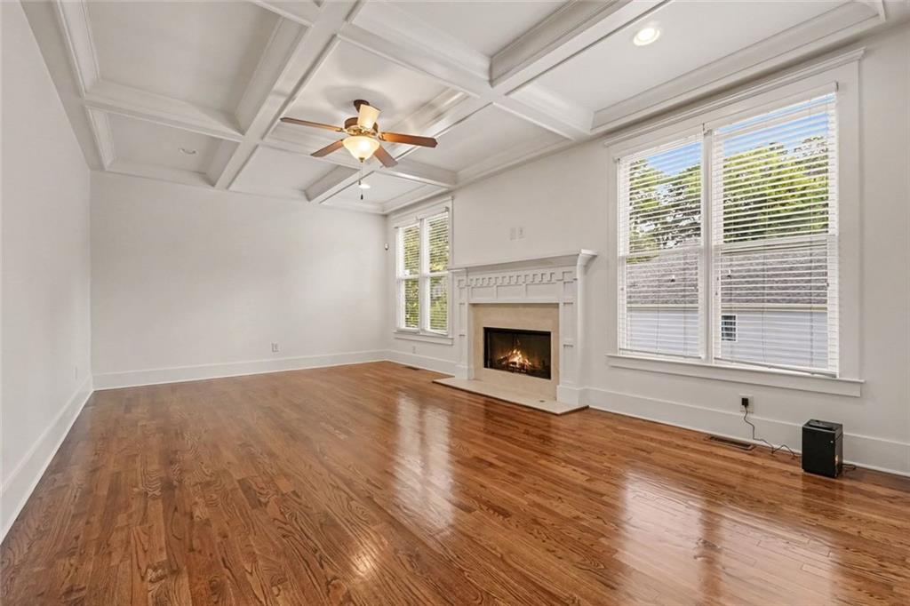 1415 Hawthorne Avenue Se Property Photo 8