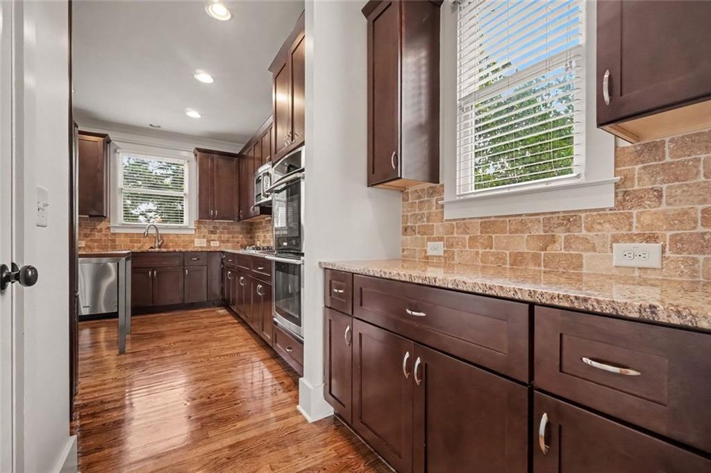1415 Hawthorne Avenue Se Property Photo 12