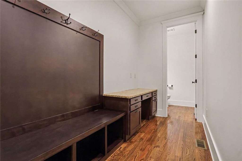 1415 Hawthorne Avenue Se Property Photo 13