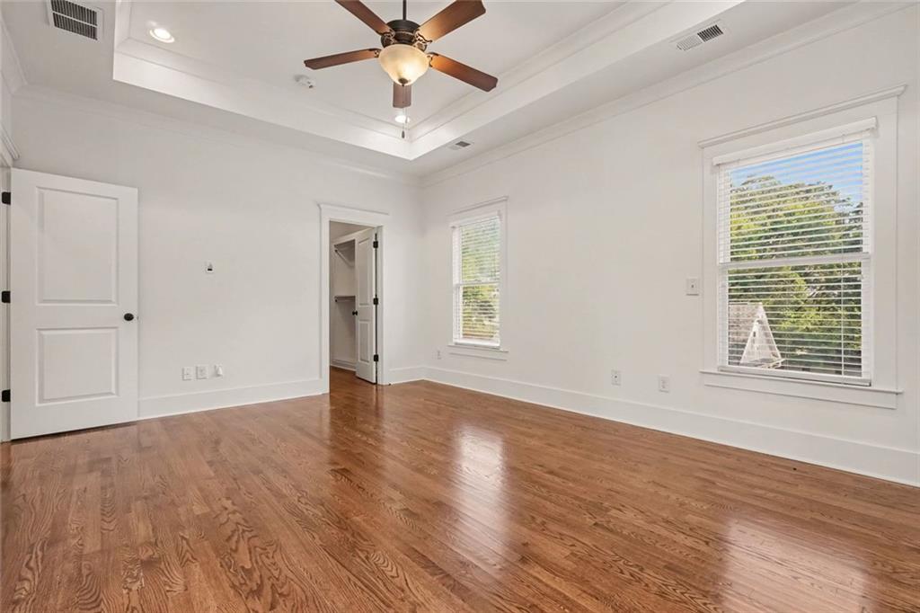 1415 Hawthorne Avenue Se Property Photo 16