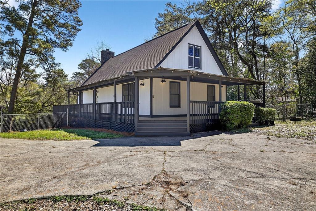 720 Corbin Avenue Property Photo 8