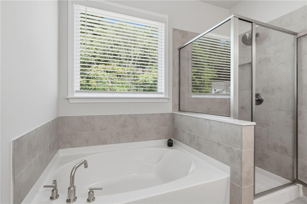 146 Aspen Hall Drive Property Photo 19