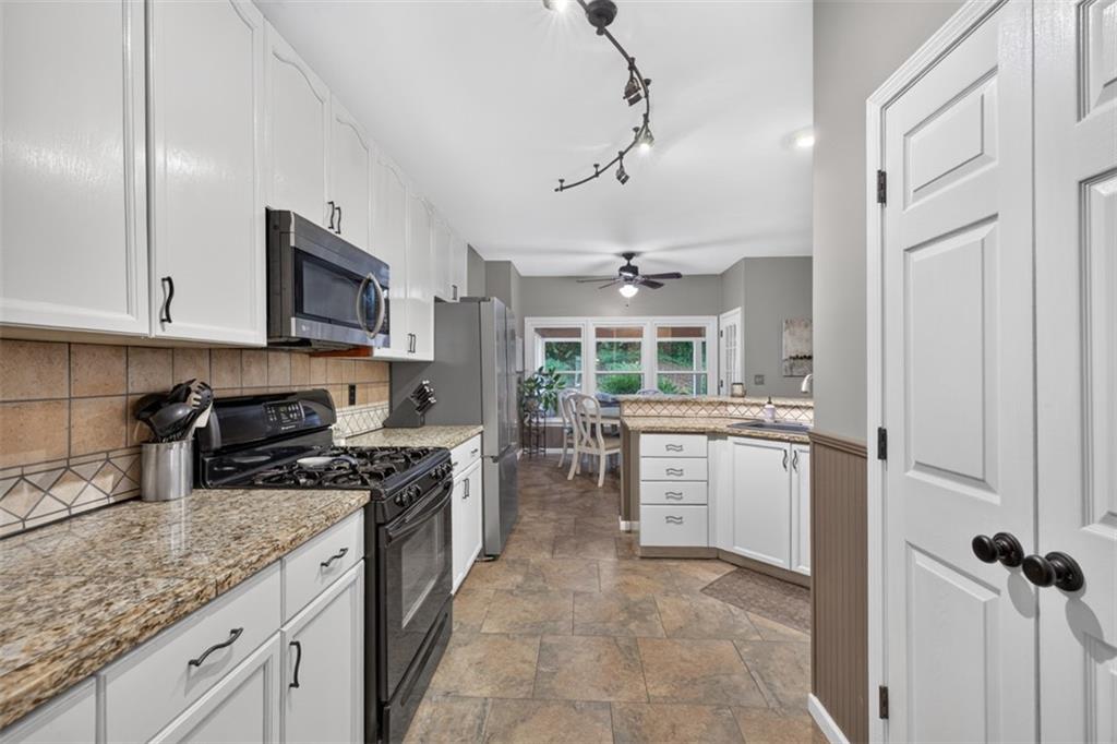 1400 Watercove Lane Property Photo 14