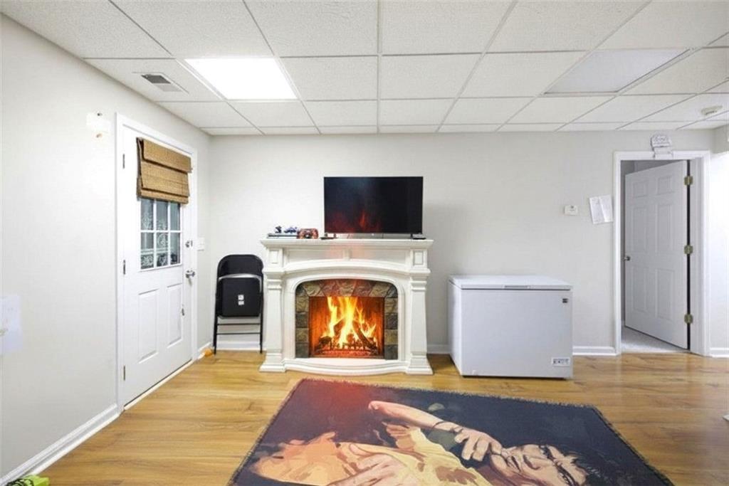 1920 Westover Lane Nw Property Photo 25