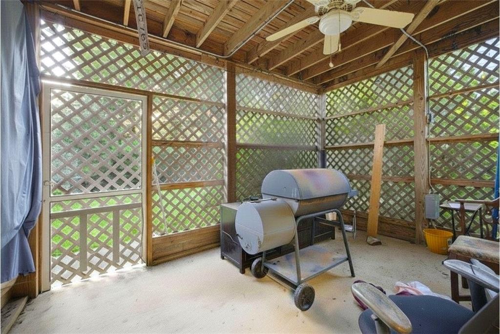 1920 Westover Lane Nw Property Photo 27
