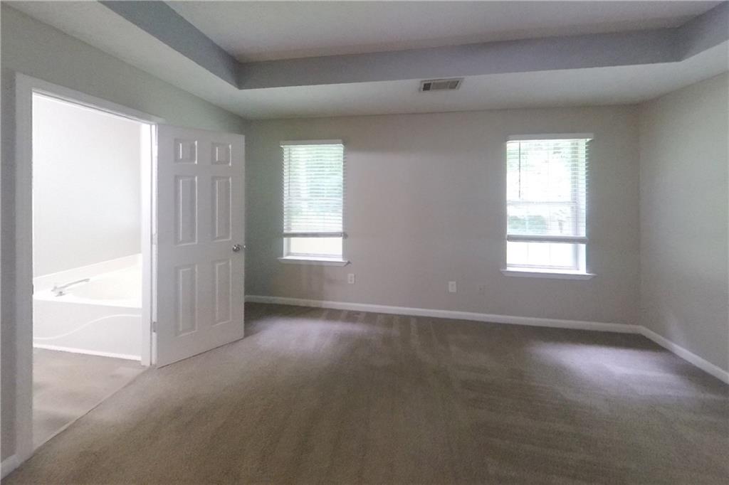 7818736 Property Photo 5