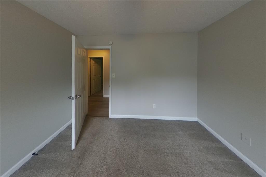7818736 Property Photo 10