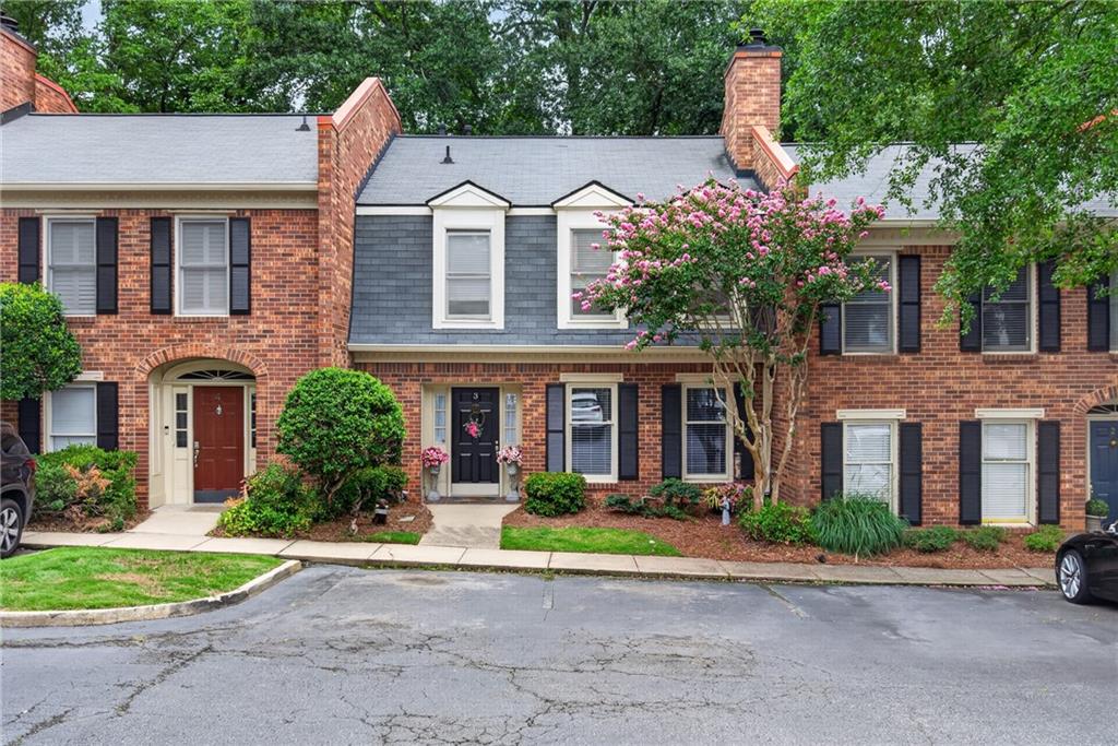 3 Pendleton Place NE