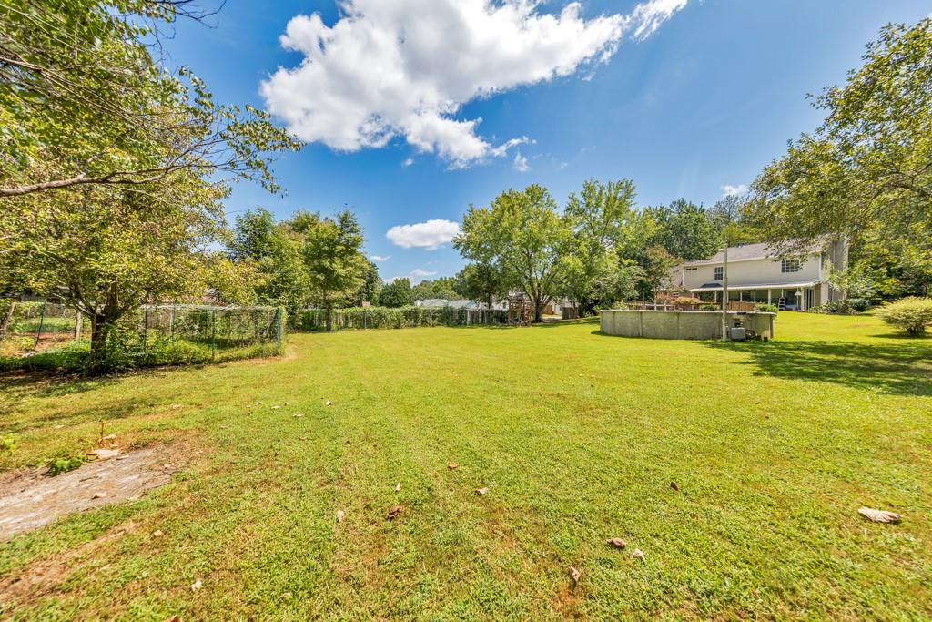 1675 Round Road Property Photo 36