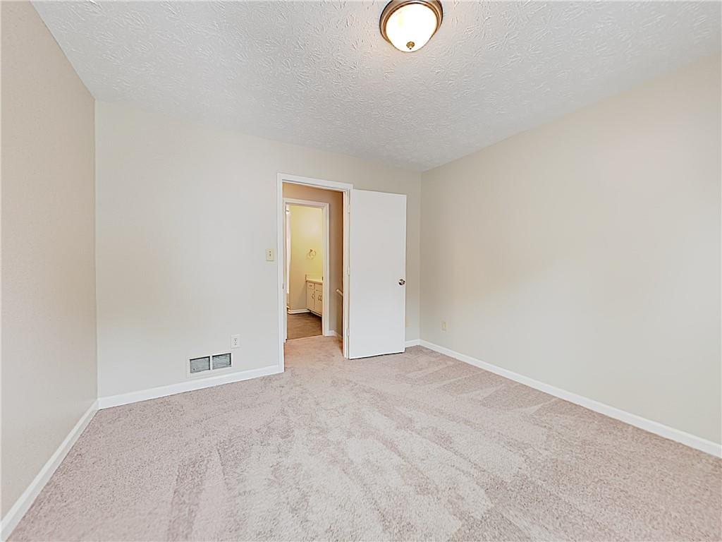 7818766 Property Photo 4