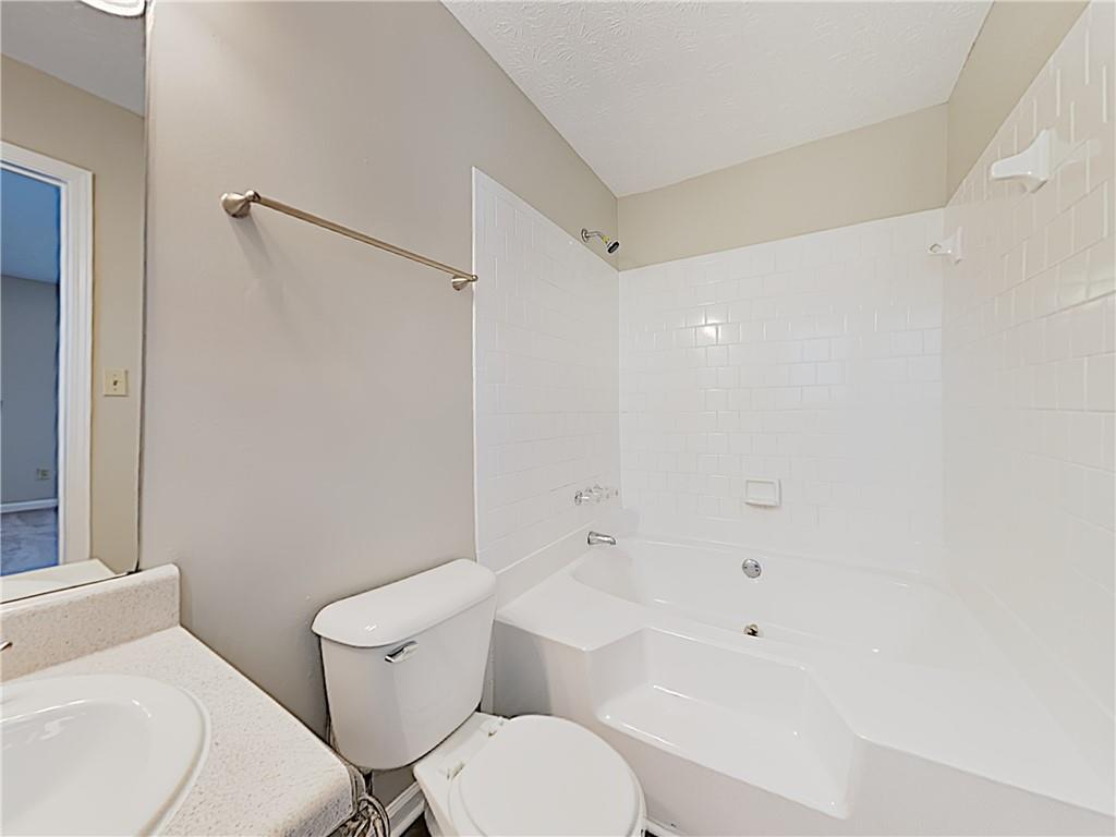 7818766 Property Photo 5
