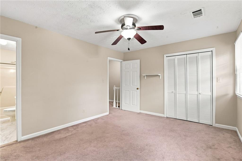 136 Sterling Court Property Photo 13