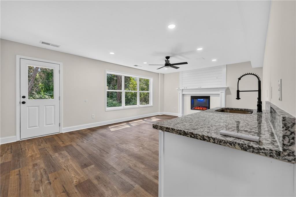 2126 Seavey Drive Property Photo 27