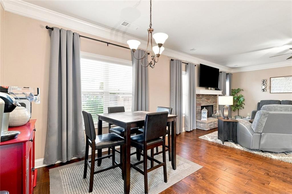 334 Red Cap Circle Property Photo 8