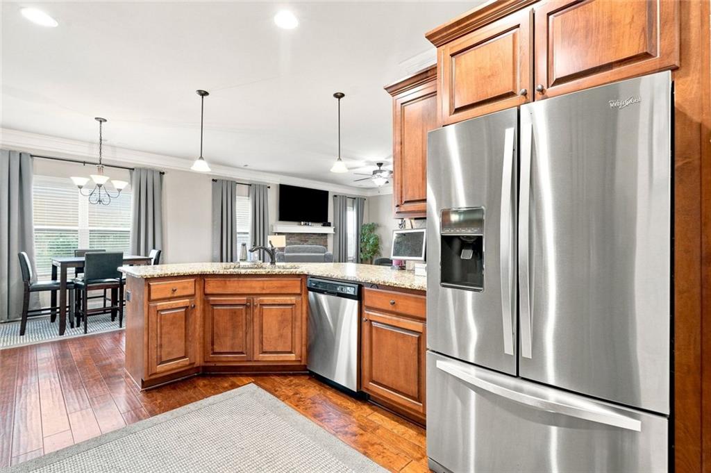 334 Red Cap Circle Property Photo 10