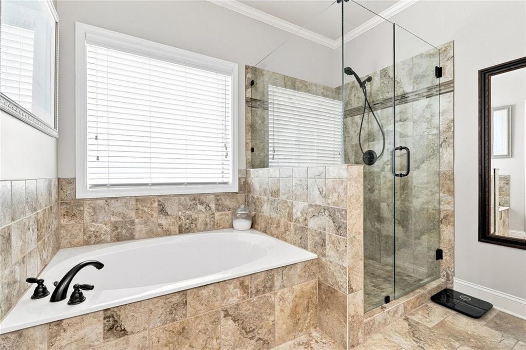 334 Red Cap Circle Property Photo 18