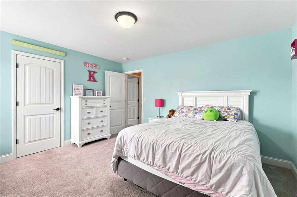 334 Red Cap Circle Property Photo 21