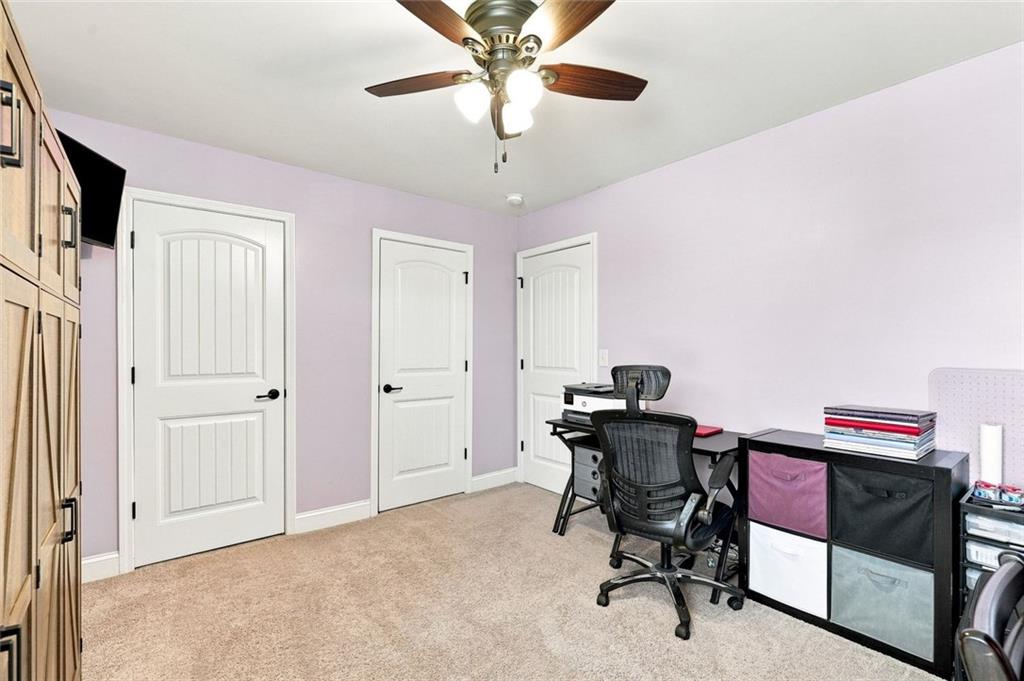 334 Red Cap Circle Property Photo 23