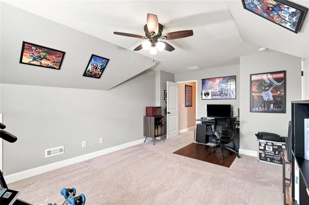 334 Red Cap Circle Property Photo 26