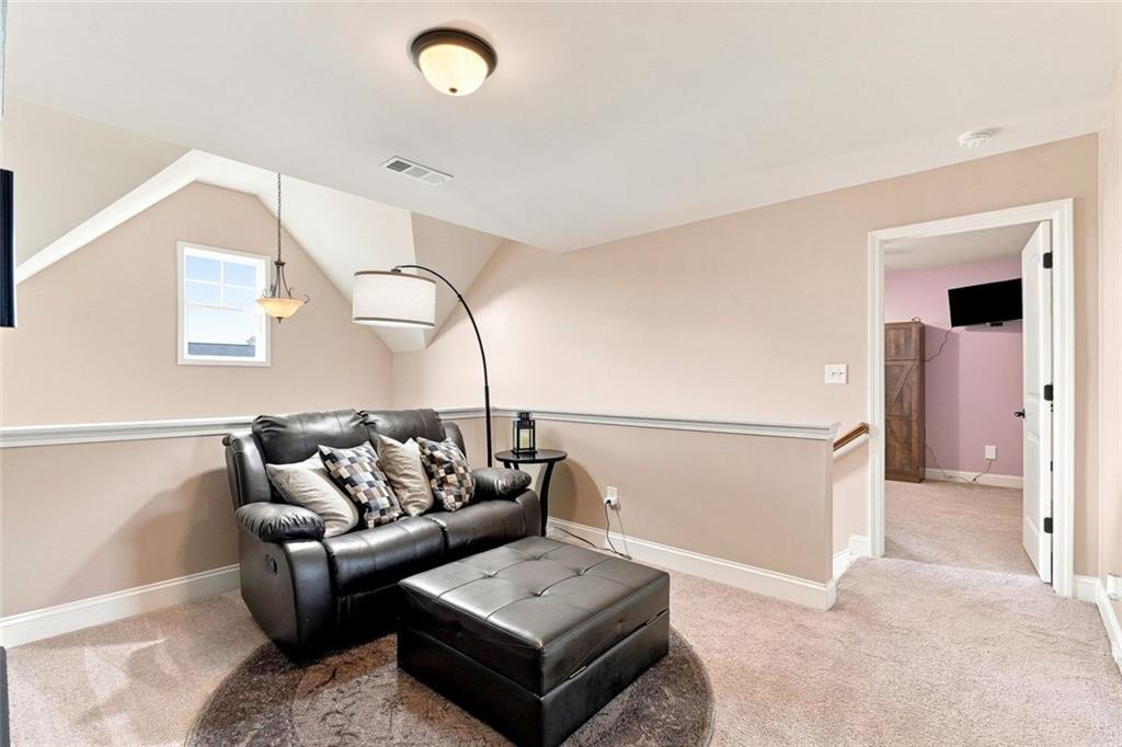 334 Red Cap Circle Property Photo 33