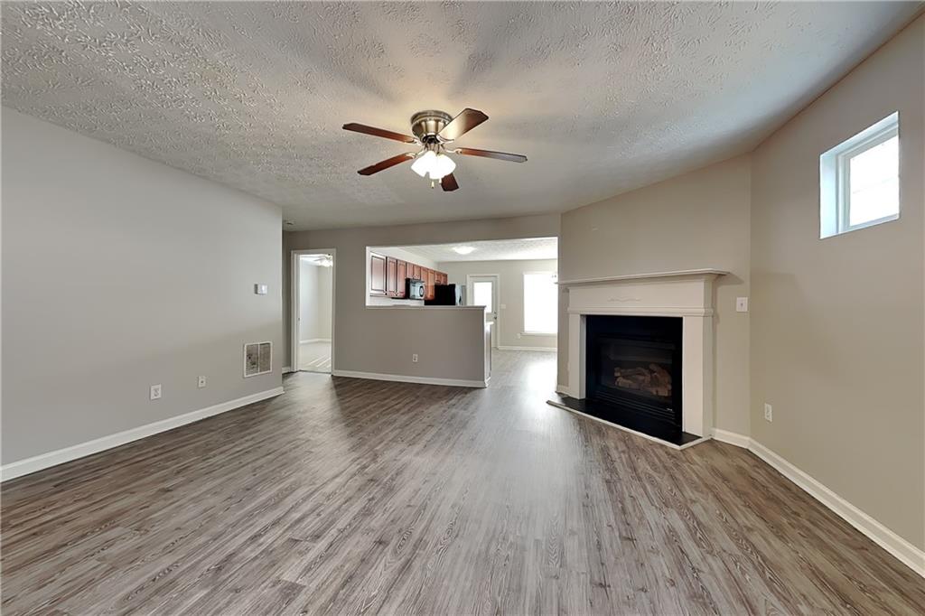 7818808 Property Photo 2