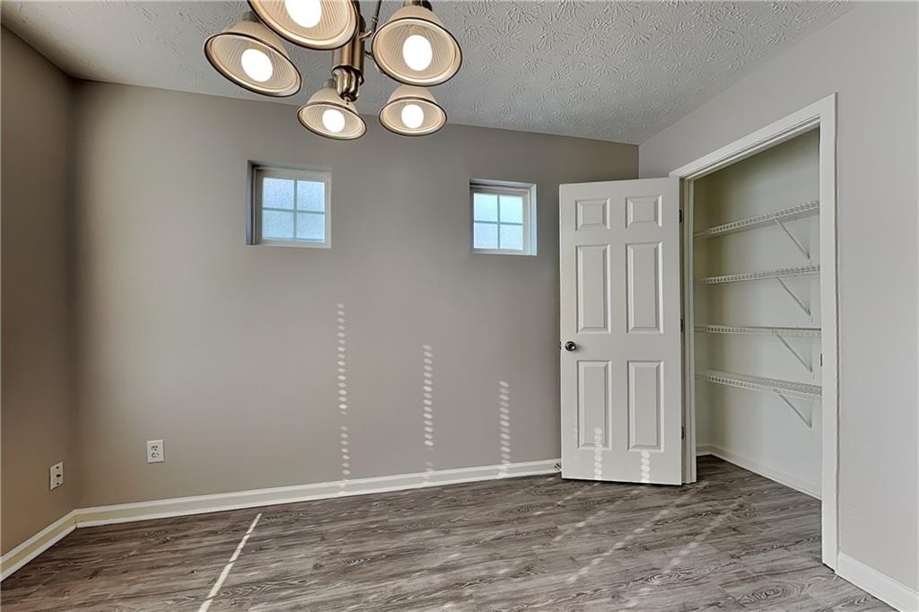 7818808 Property Photo 4