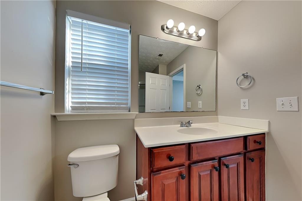 7818808 Property Photo 7