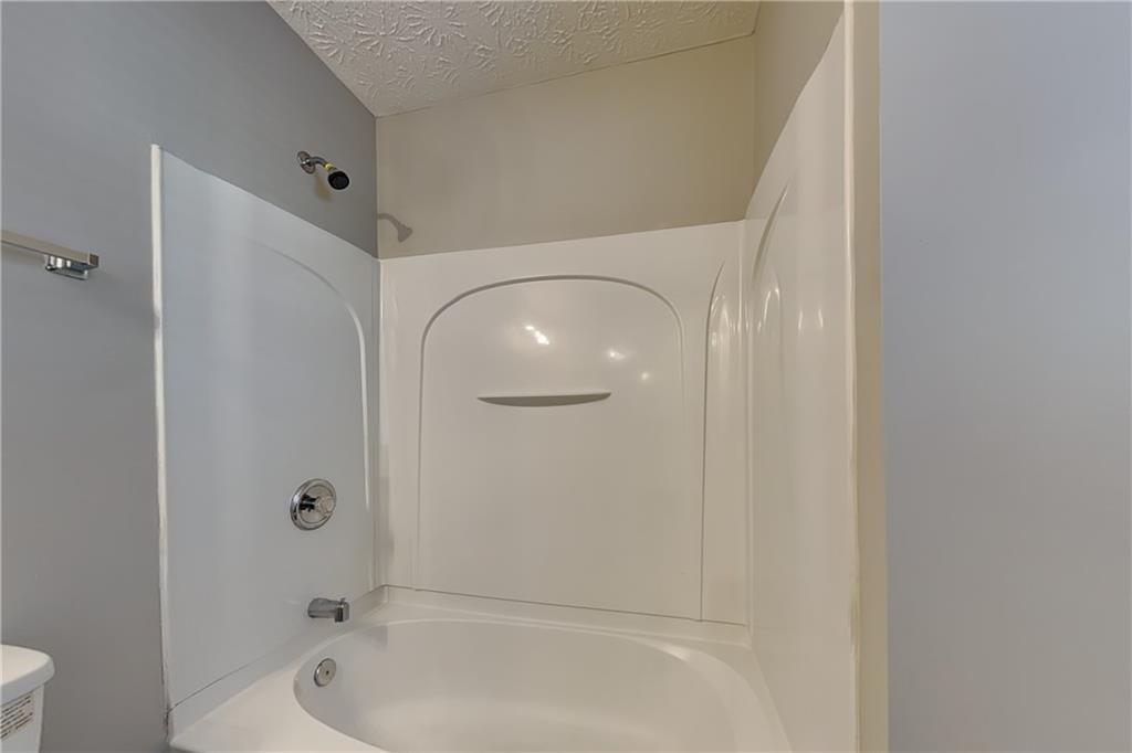 7818808 Property Photo 14