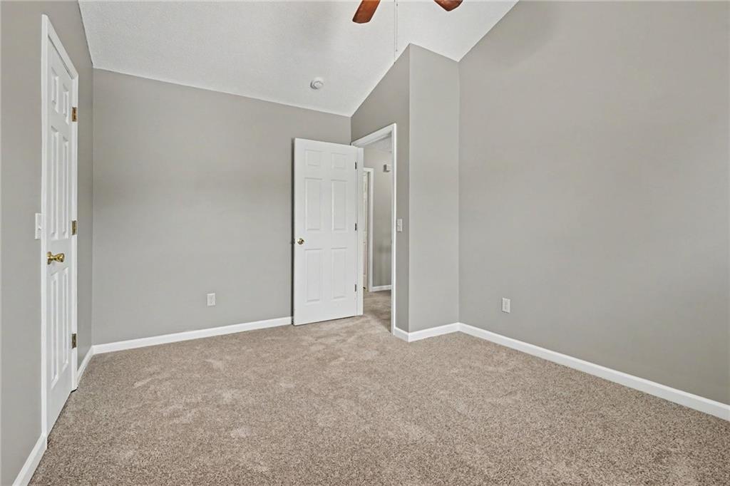 230 Stone Ridge Way Property Photo 27