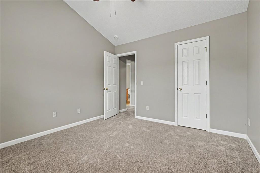 230 Stone Ridge Way Property Photo 32