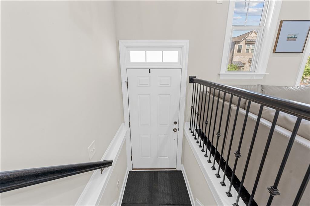 4468 Dunblane Avenue Property Photo 9