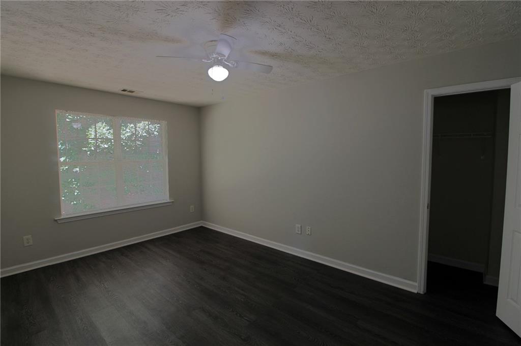5613 Highway 81 E Property Photo 20