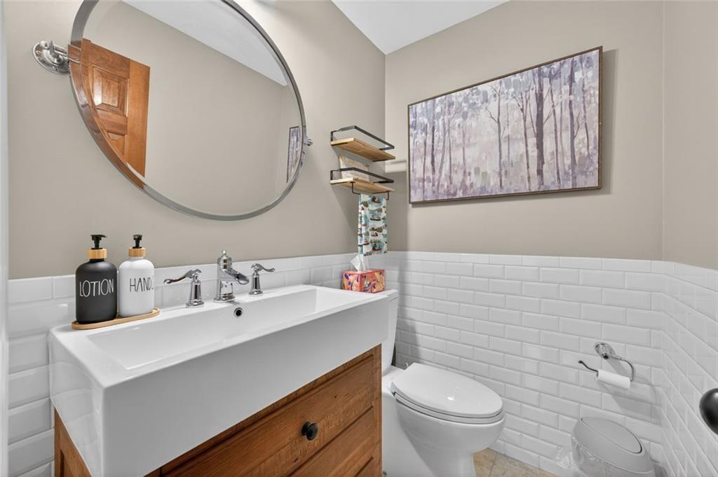 452 Bellflower Drive Property Photo 14