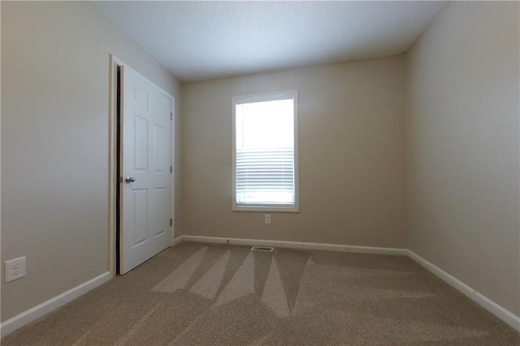 7818851 Property Photo 9