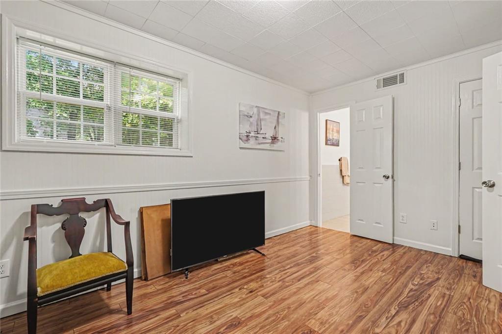 352 Academy Woods Drive Property Photo 20